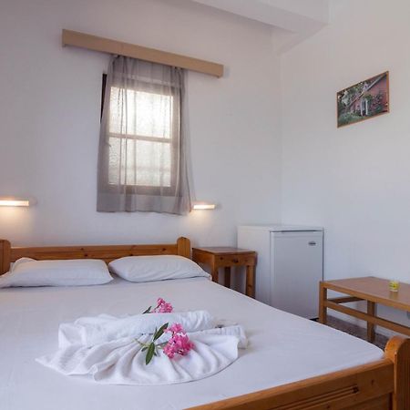 Minoa Sea Rooms Цуцурос Экстерьер фото