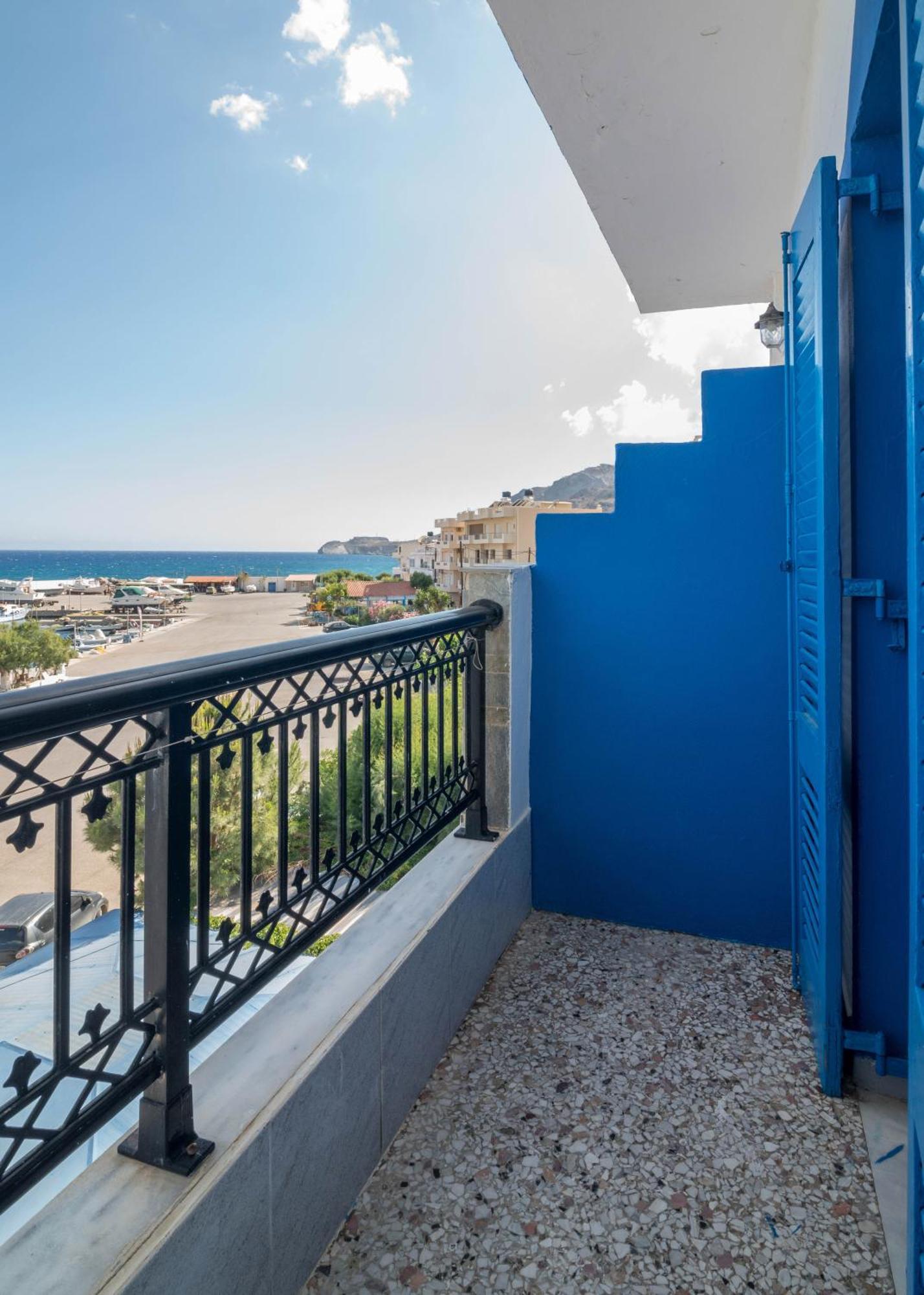 Minoa Sea Rooms Цуцурос Экстерьер фото